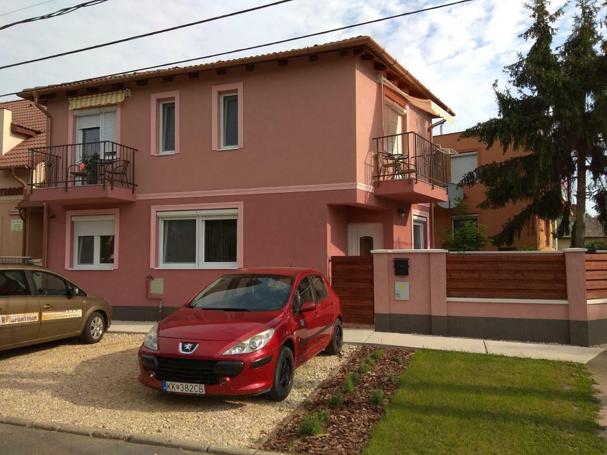 Dream Lux Apartman Hajdúszoboszló Exteriör bild